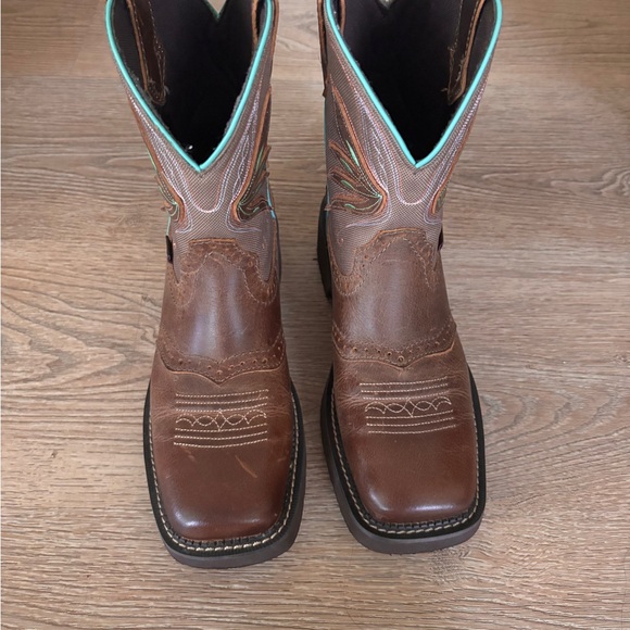 Justin Boot, Nettie 8” Western Boot - Picture 3 of 5
